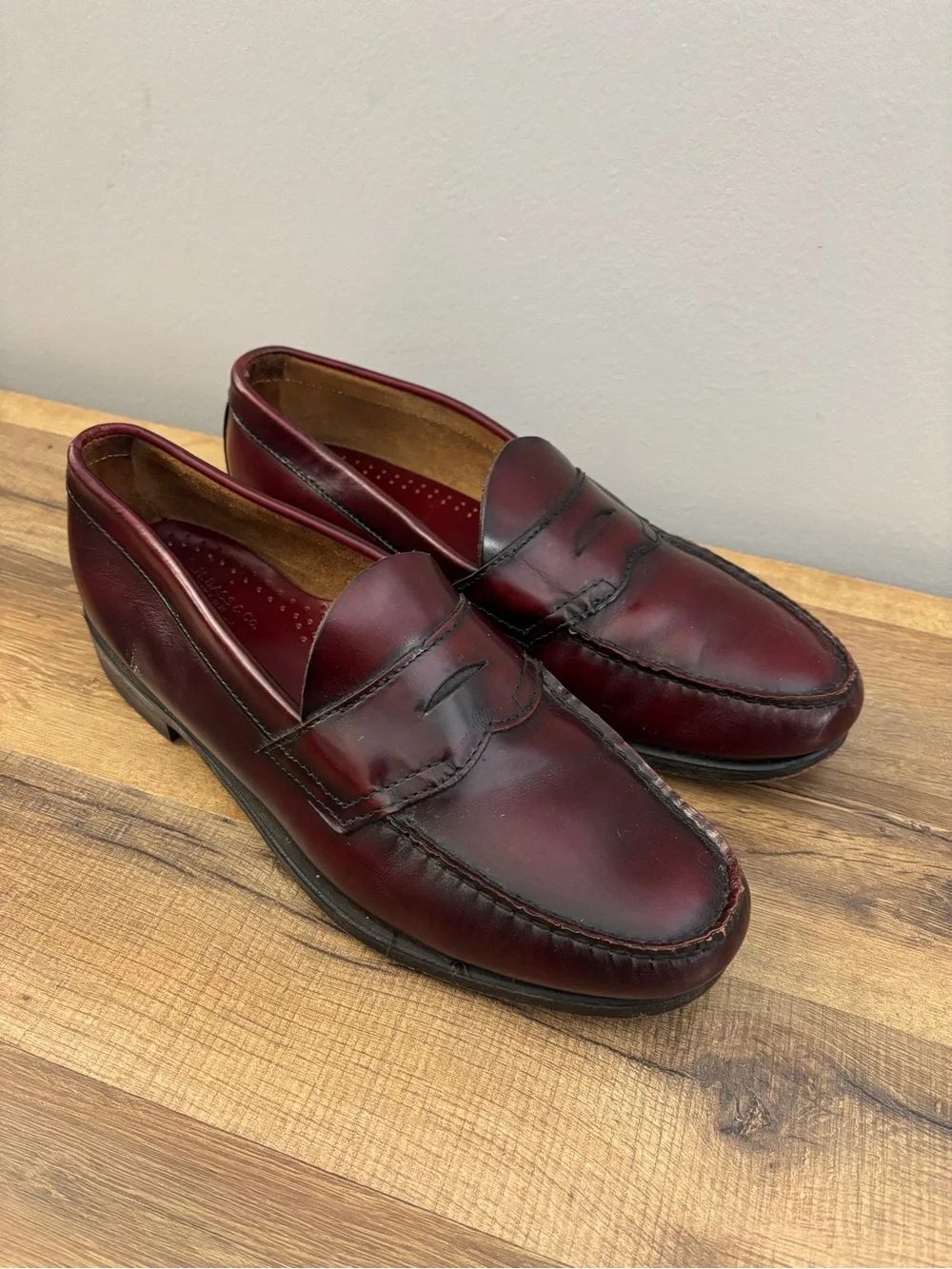 G.H. Bass & Co Weejuns Leather Penny Loafer Classic Preppy Men’s